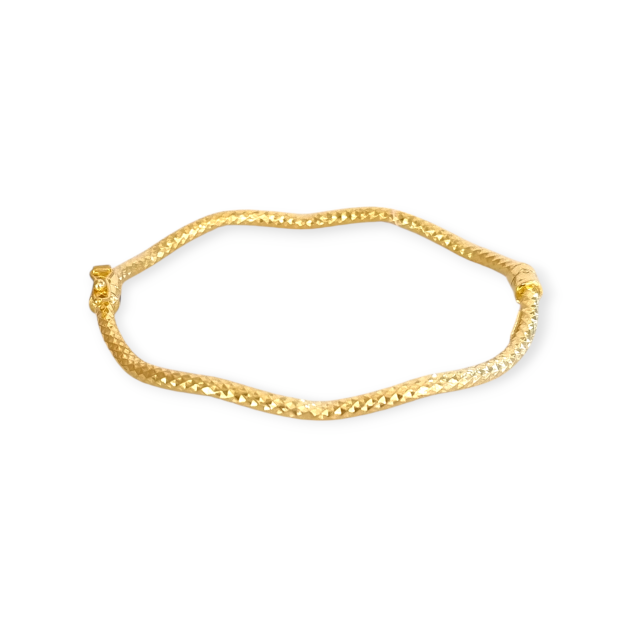 BA-925-BR-34 - Bransoletka pozłacana sztywna typu bangle diamentowana falowana