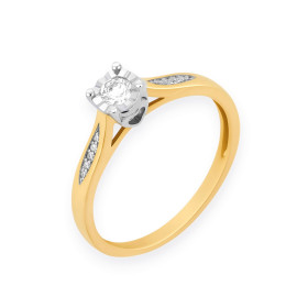 K115 - Pierścionek złoty z diamentami