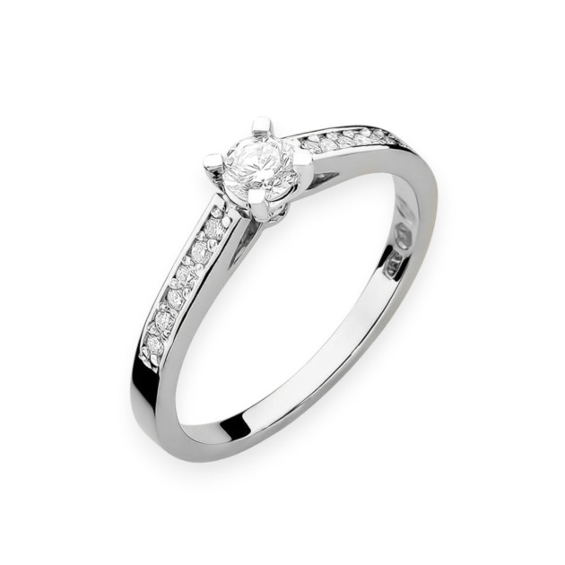 W052 B - Pierścionek złoty z diamentami 