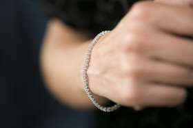 B32948 - Bransoletka złota z diamentami - tenisowa